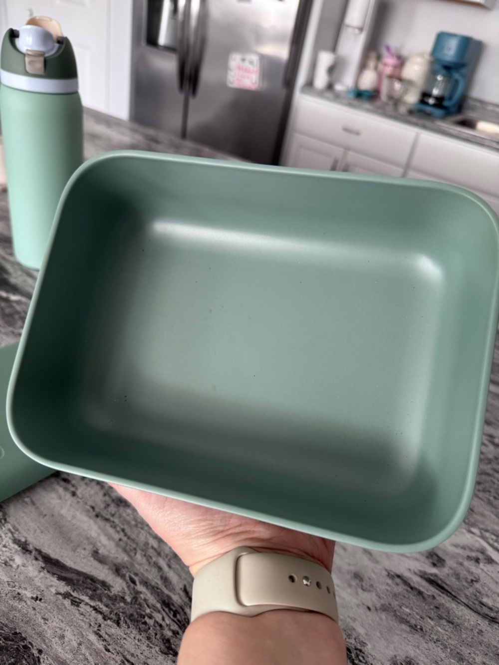 Ollie Puptainer Dog Food Storage Container with scoop - Picture 2 of 5